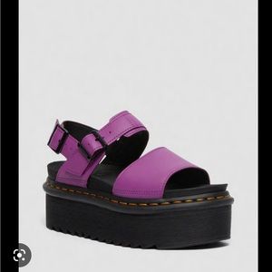 COPY - DR Martens VOSS platform sandals